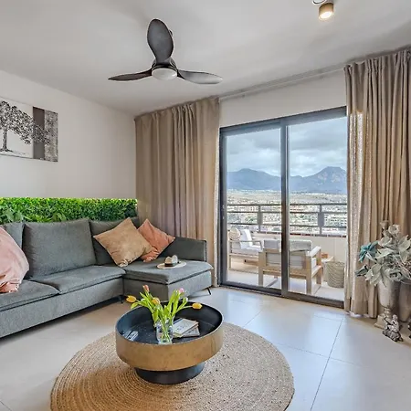 Sky Smart Hi-end Services Media Streaming