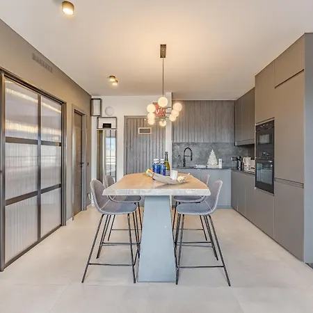 Sky Smart Hi-end Services Media Streaming Costa Adeje