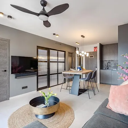 Sky Smart Hi-end Services Media Streaming Daire Costa Adeje